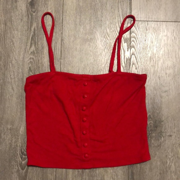 Red crop top with buttons - Picture 1 of 2
